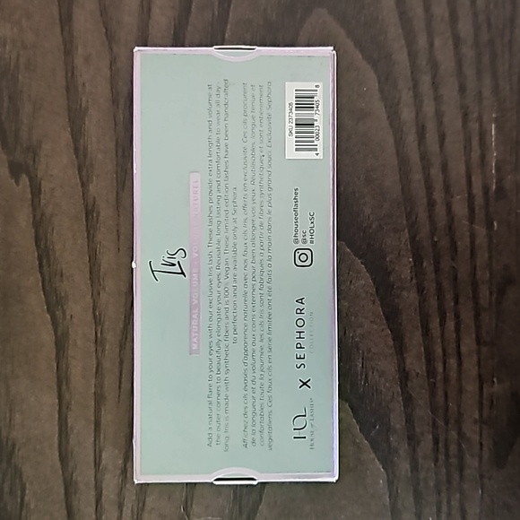 False Lashes - Picture 2 of 2